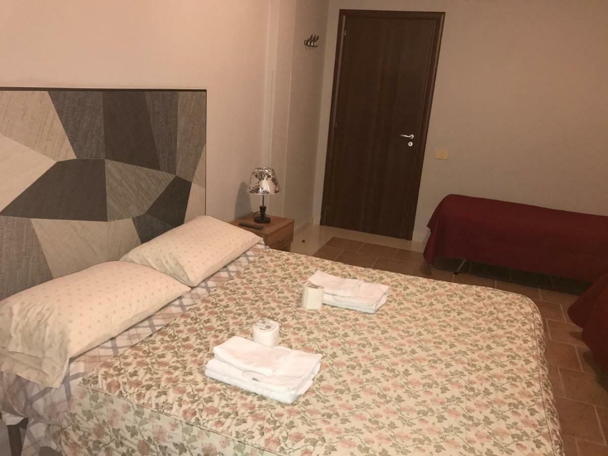 B&B Margherita Crotone Kültér fotó